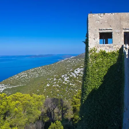 In With Sea View, Terrace, Air Conditioning, Wi-fi Kukljica