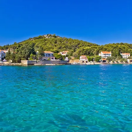 In With Sea View, Terrace, Air Conditioning, Wi-fi * Kukljica