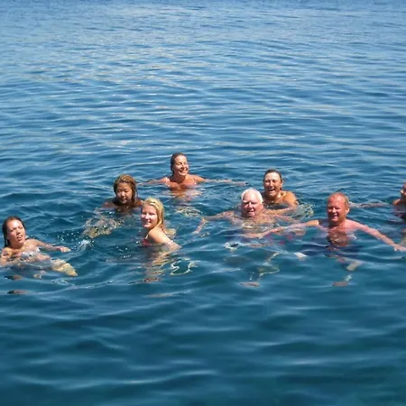 아파트 In With Sea View, Terrace, Air Conditioning, Wi-fi