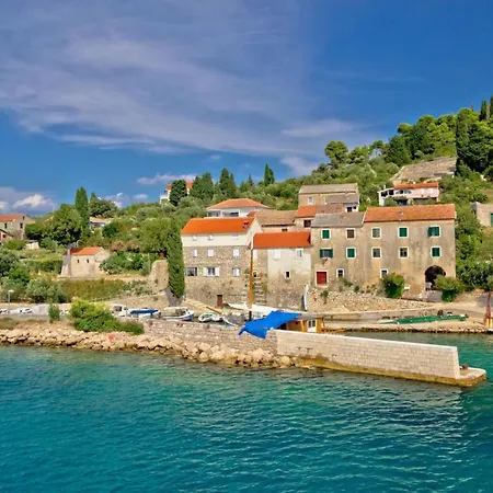 Apartmán In With Sea View, Terrace, Air Conditioning, Wi-fi Kukljica